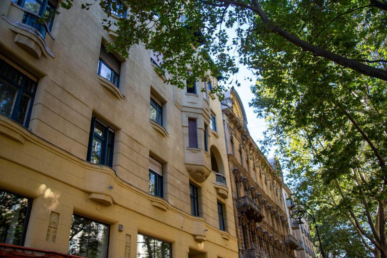 Luxurious & Spacious Downtown Residence In Liszt Ferenc Square Budapest Exterior foto