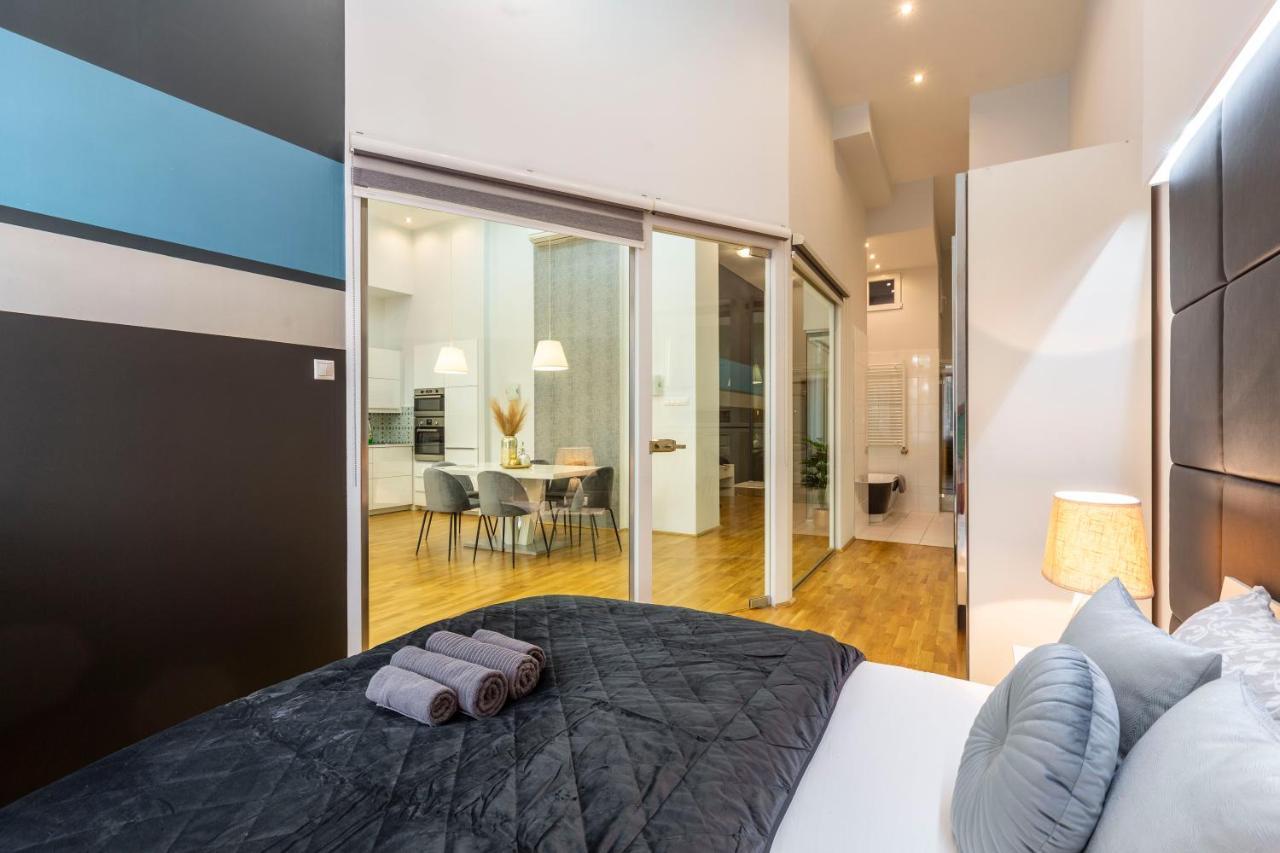 Luxurious & Spacious Downtown Residence In Liszt Ferenc Square Budapest Exterior foto